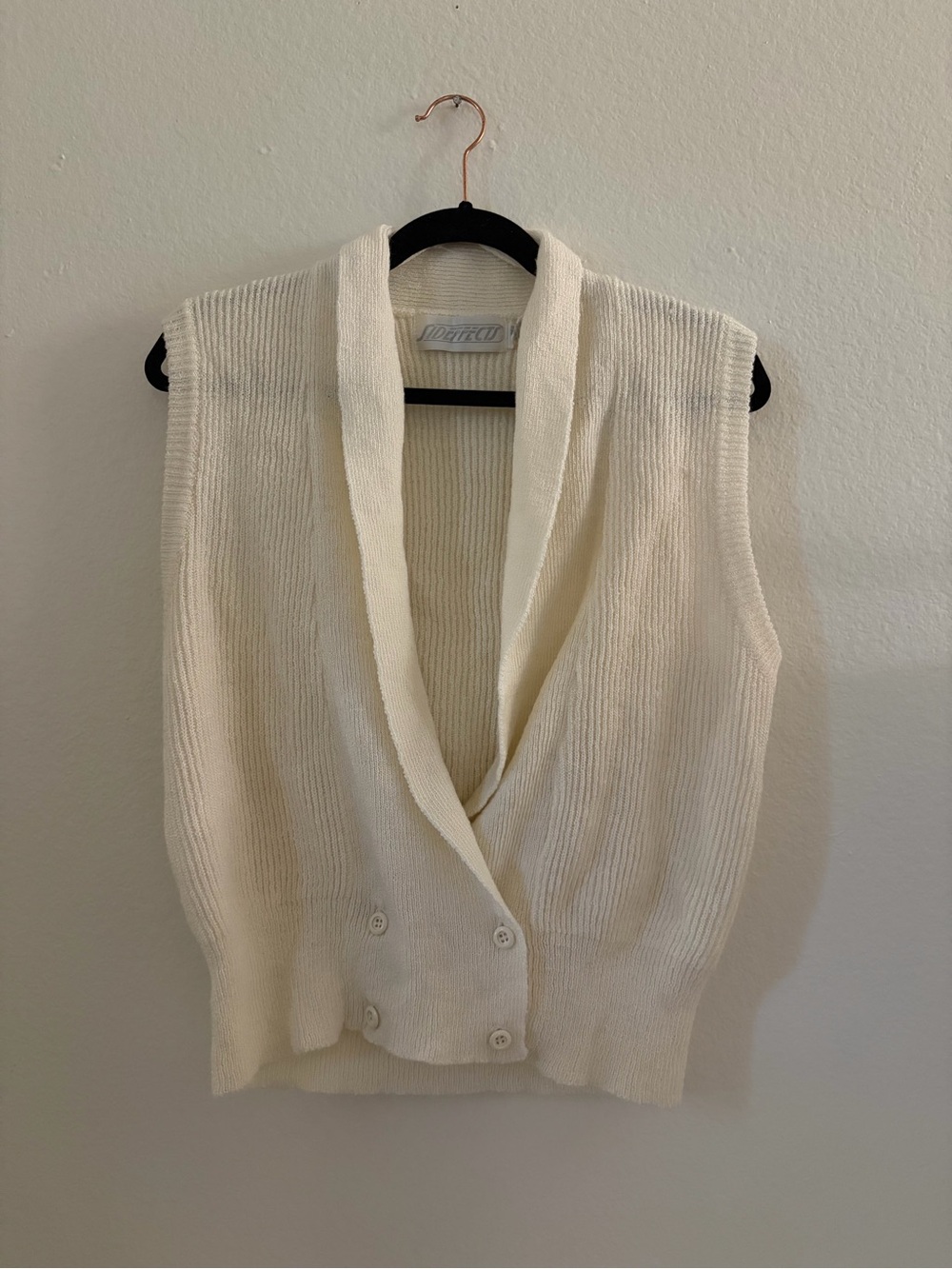 Cream Knit Sleeveless Cardigan Vest